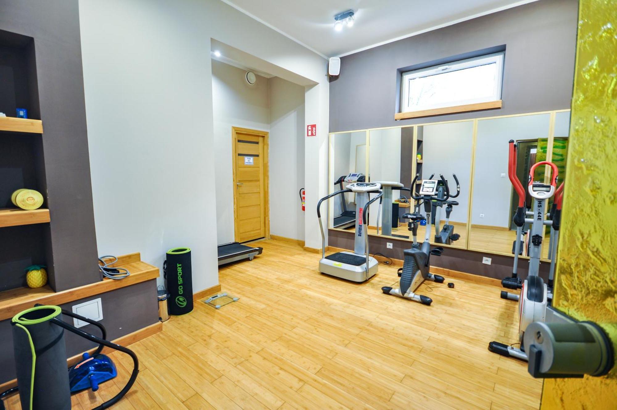 Hotel Trzy Swiaty Spa & Wellness Rajska Wyspa Гливице Екстериор снимка
